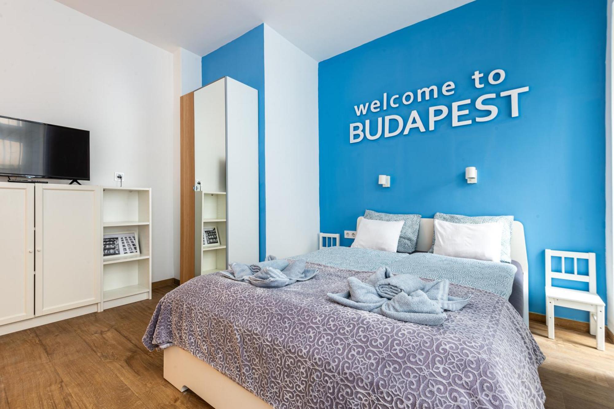 New York Palace Flats Budapest Bagian luar foto